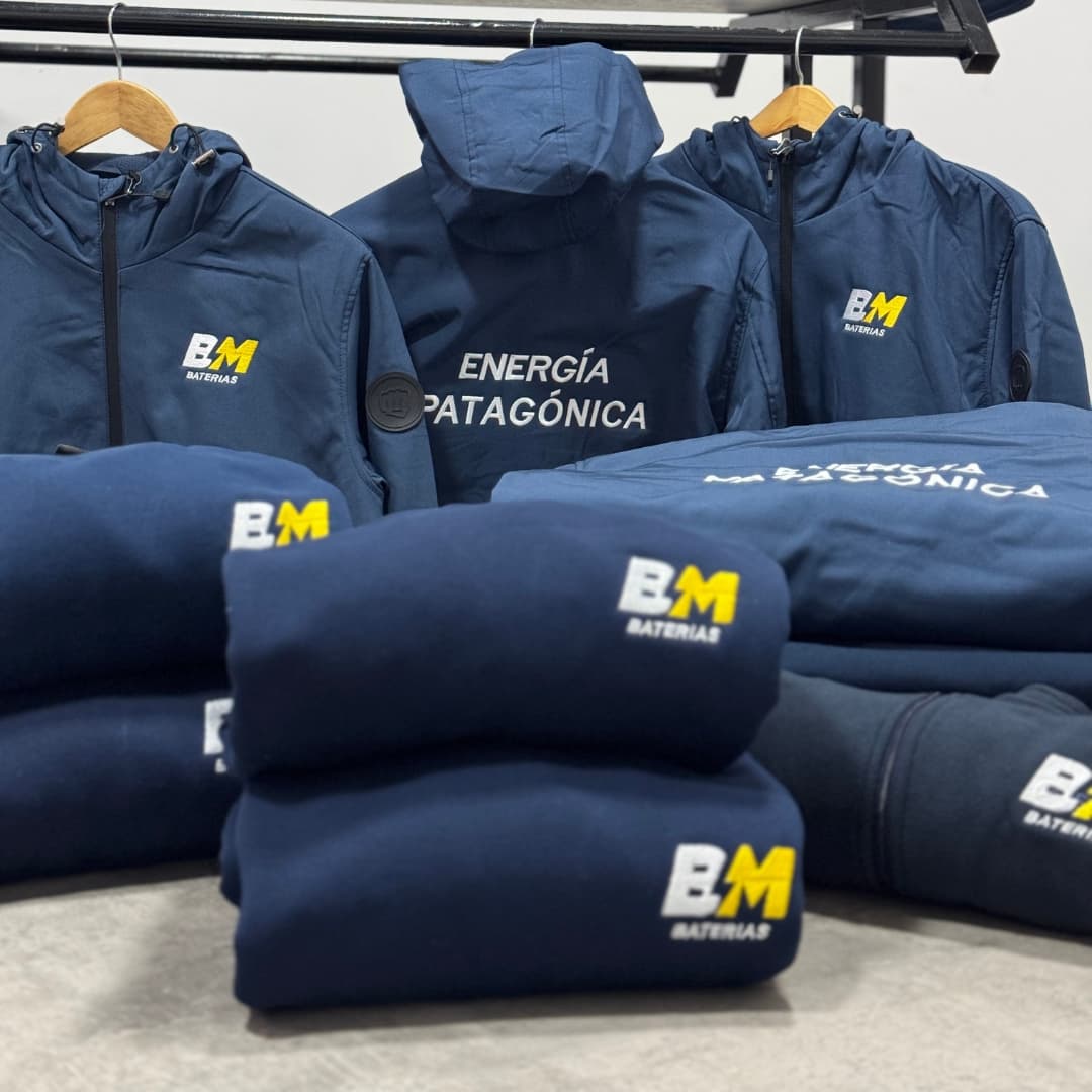 Camisas personalizadas con bordado de calidad